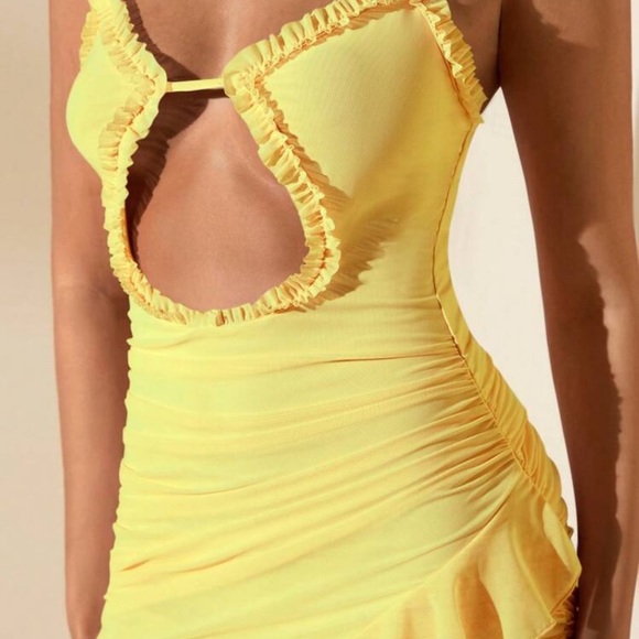 Yellow Ruffled Cutout mini Dress | size S | NWT - Picture 8 of 8
